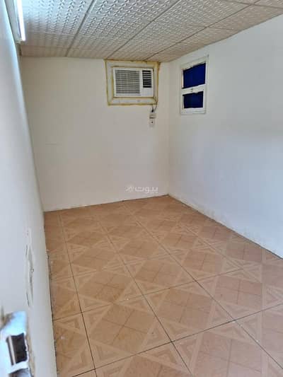 Room for Rent in North Riyadh, Riyadh - Room for rent in Sulaymaniya District Room for Rent in North Riyadh, Riyadh - Room for rent in Sulaymaniya District