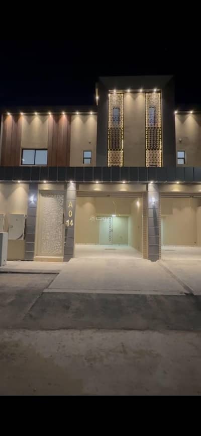 3 Bedroom Floor for Sale in South Riyadh, Riyadh - An upper floor with an annex for sale in Taiba, Riyadh.