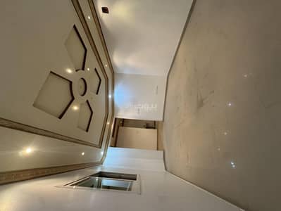 5 Bedroom Floor for Rent in East Riyadh, Riyadh - First floor for rent consisting of 5 rooms in Seville