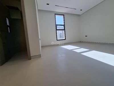 5 Bedroom Villa for Sale in East Riyadh, Riyadh - 5-bedroom villa for sale in Al Rimal