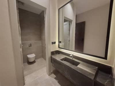3 Bedroom Apartment for Sale in East Riyadh, Riyadh - 3-bedroom apartment for sale in al-Yarmouk 3 Bedroom Apartment for Sale in East Riyadh, Riyadh - 3-bedroom apartment for sale in al-Yarmouk