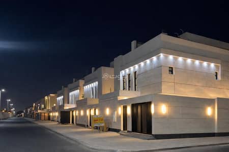 4 Bedroom Villa for Sale in East Riyadh, Riyadh - Villa. In Al-Maizila