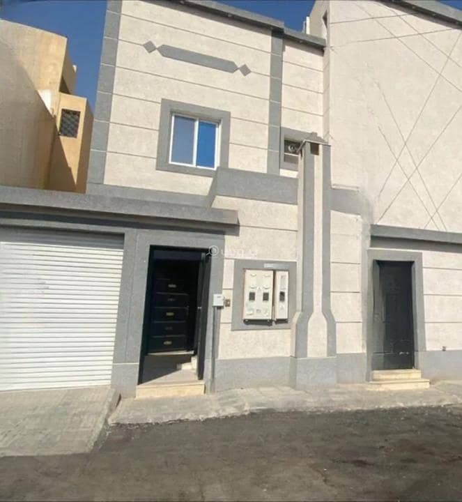 دور للبيع في العزيزية، جنوب الرياض دور للبيع في العزيزية، جنوب الرياض