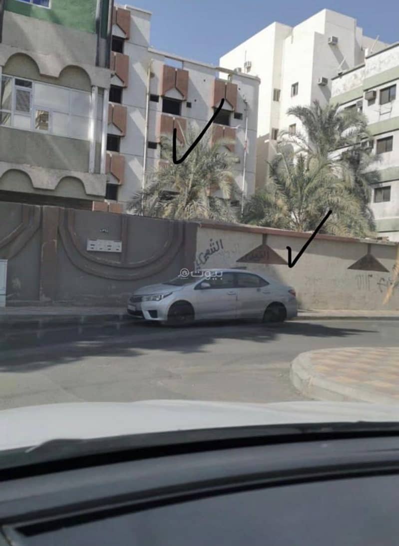 Two residential units, 800 m2, for sale (Al-Aziziyah / Makkah Al-Mukarramah) Two residential units, 800 m2, for sale (Al-Aziziyah / Makkah Al-Mukarramah)