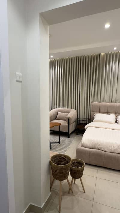 1 Bedroom Apartment for Rent in North Riyadh, Riyadh - Quiet and comfortable studio with smart entry