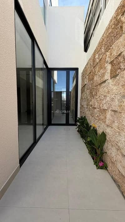 3 Bedroom Floor for Sale in East Riyadh, Riyadh - 3 bedrooms two-story residential unit for sale in al-izdihar 3 Bedroom Floor for Sale in East Riyadh, Riyadh - 3 bedrooms two-story residential unit for sale in al-izdihar