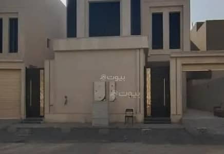 5 Bedroom Floor for Sale in South Riyadh, Riyadh - Floor For Sale in Okaz, Riyadh