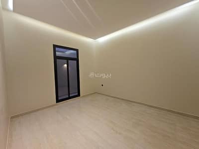 3 Bedroom Floor for Sale in West Riyadh, Riyadh - Al-Awali neighborhood 3 Bedroom Floor for Sale in West Riyadh, Riyadh - Al-Awali neighborhood