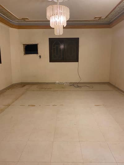 2 Bedroom Flat for Rent in East Riyadh, Riyadh - Apartment for rent, Al Khaleej district, fitted kitchen