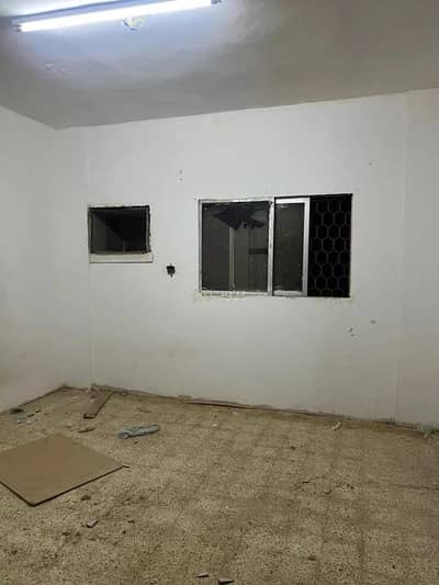 3 Bedroom Flat for Rent in East Riyadh, Riyadh - Apartment for rent on Ahmed Bin Omair Street, Al Saadah District, Riyadh