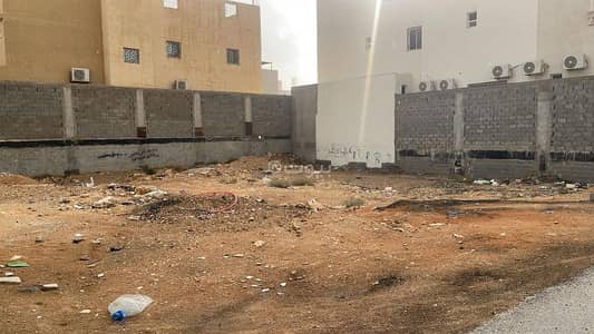 Residential Land for Sale in Mishrif, Al Kharj Riyadh Region - Residential land on two streets in Mishref district, Al-Kharj, Street 15 and Street 20, area 625 m