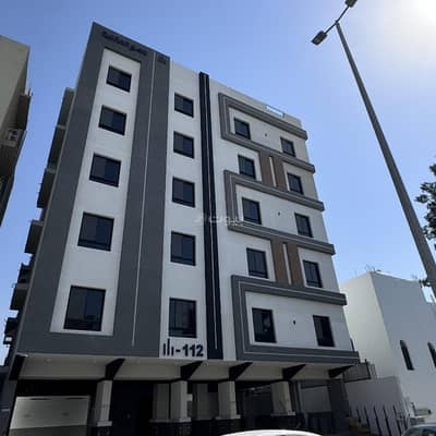5 Bedroom Apartment for Sale in North Jeddah, Jeddah - Apartments in a prime location in Al Safa neighborhood, behind Al Tahlia Street