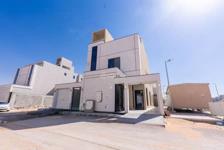 3 Bedroom Villa for Sale in East Riyadh, Riyadh - 8 Bedroom Villa For Sale in Al Rimal, Riyadh