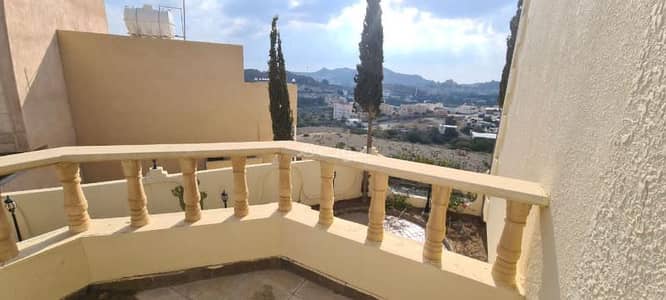6 Bedroom Villa for Sale in Al Hada, Taif - Two-storey villa