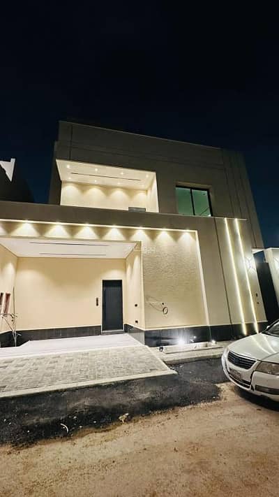 7 Bedroom Floor for Sale in East Riyadh, Riyadh - For sale: two-story villa in Al-Rimal neighborhood, luxurious