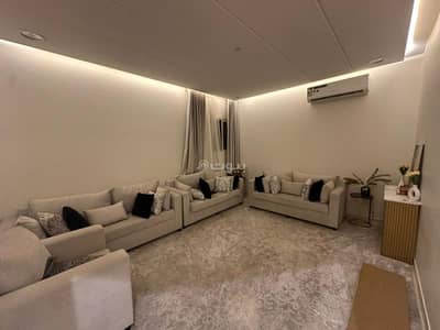 5 Bedroom Apartment for Rent in West Riyadh, Riyadh - Two-story apartment with a shared terrace