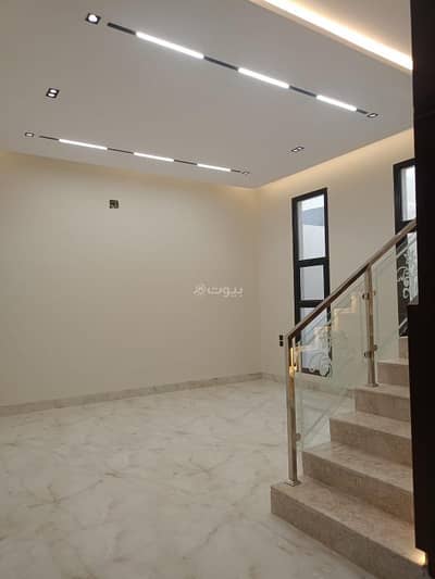6 Bedroom Villa for Sale in East Riyadh, Riyadh - For sale: a villa with an internal staircase in Al-Bayan neighborhood – listing number 1680