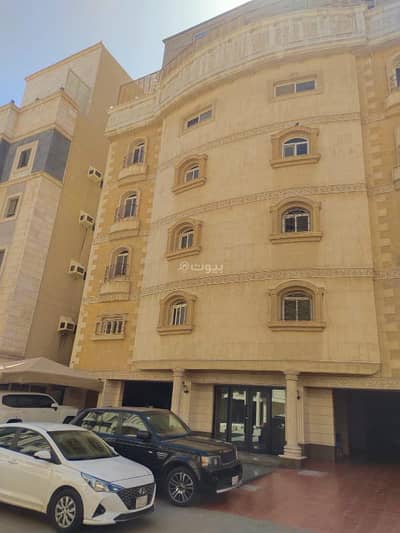 3 Bedroom Apartment for Rent in North Jeddah, Jeddah - 6 large bedrooms apartment for rent in Jeddah, Al-Warod neighborhood, with a fitted kitchen and split air conditioners.