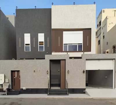6 Bedroom Villa for Sale in North Jeddah, Jeddah - Villa for sale in Taiba District, north Jeddah