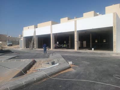 معرض  للايجار في جنوب الرياض، الرياض - محل للإيجار في شارع عرفات, حي العزيزية, مدينة الرياض, منطقة الرياض