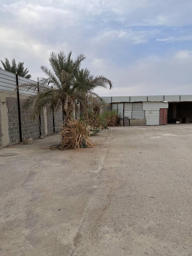 للبيع أرض مستودعات صغيره بحي الغناميه للبيع أرض مستودعات صغيره بحي الغناميه