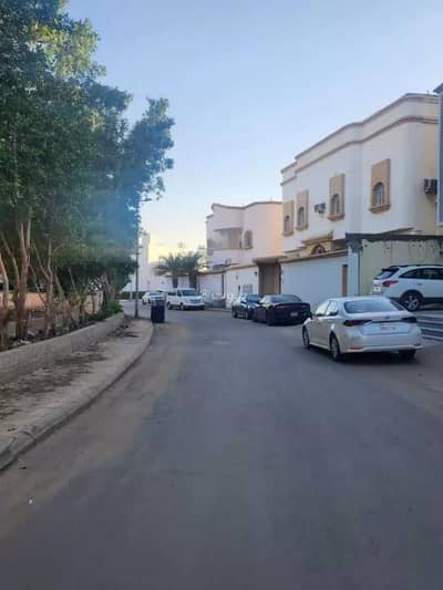 5 Bedroom Residential Building for Sale in South Jeddah, Jeddah - Residential building for sale in Al Amir Fawaz Al Janouy, south Jeddah