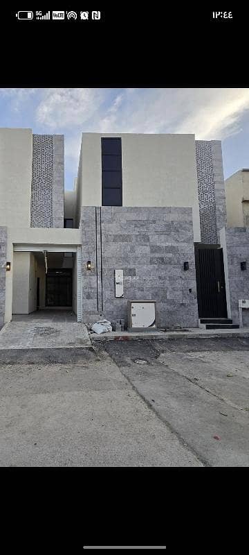 5 Bedroom Villa for Sale in West Riyadh, Riyadh - Villa for sale in Al-Arejiah Al-Gharbiyah