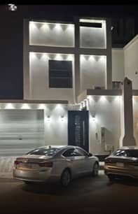 4 Bedroom Villa for Sale in West Riyadh, Riyadh - 4 Bedroom Villa For Sale in Al Uraija Al Wusta, Riyadh