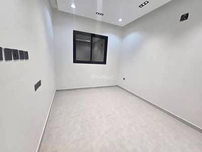 5 Bedroom Villa for Sale in West Riyadh, Riyadh - Villa For Sale in Al Uraija Al Wusta, West Riyadh
