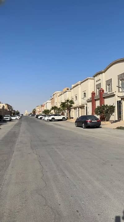 6 Bedroom Villa for Sale in West Riyadh, Riyadh - Villa for sale in Dhahrat Laban, West Riyadh
