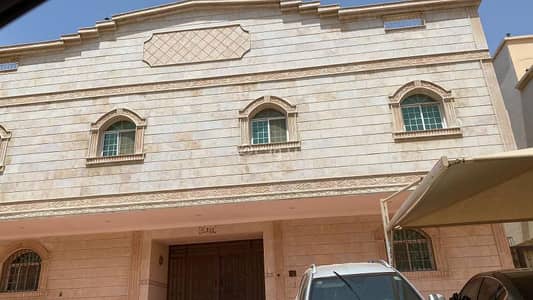 Residential Building for Sale in North Jeddah, Jeddah - Building for sale in Al-Hamdaniya district - Al-Majid Plan