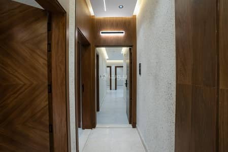 3 Bedroom Flat for Sale in North Jeddah, Jeddah - Luxurious 3-bedroom apartment with two entrances for sale in Al Salamah, Jeddah 3 Bedroom Flat for Sale in North Jeddah, Jeddah - Luxurious 3-bedroom apartment with two entrances for sale in Al Salamah, Jeddah