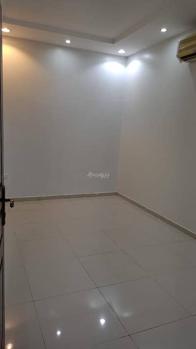 3 Bedroom Apartment for Rent in East Riyadh, Riyadh - Three rooms, a hall, and a separate kitchen in Al-Yarmouk for rent