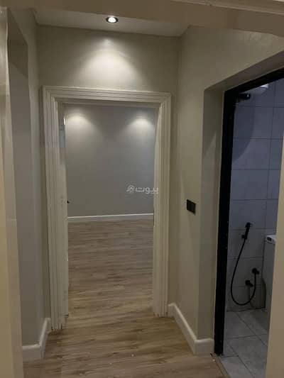 1 Bedroom Flat for Rent in North Riyadh, Riyadh - Room and living area for rent in Al-Murooj