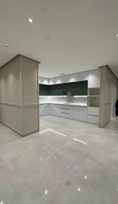 5 Bedroom Flat for Rent in North Jeddah, Jeddah - Apartment for rent in Al-Sawari district, Jeddah 5 Bedroom Flat for Rent in North Jeddah, Jeddah - Apartment for rent in Al-Sawari district, Jeddah