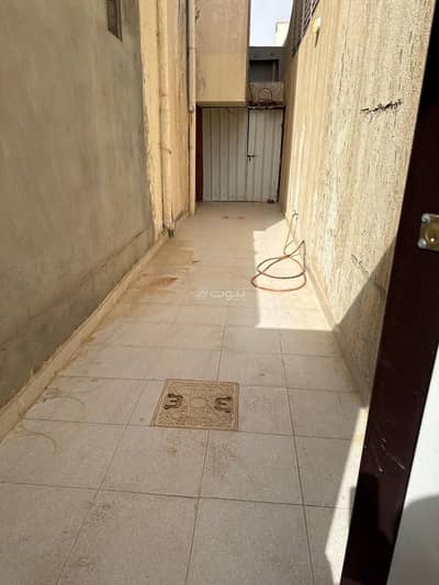 5 Bedroom Floor for Rent in East Riyadh, Riyadh - 5 residential rooms for rent in Al-Jazira