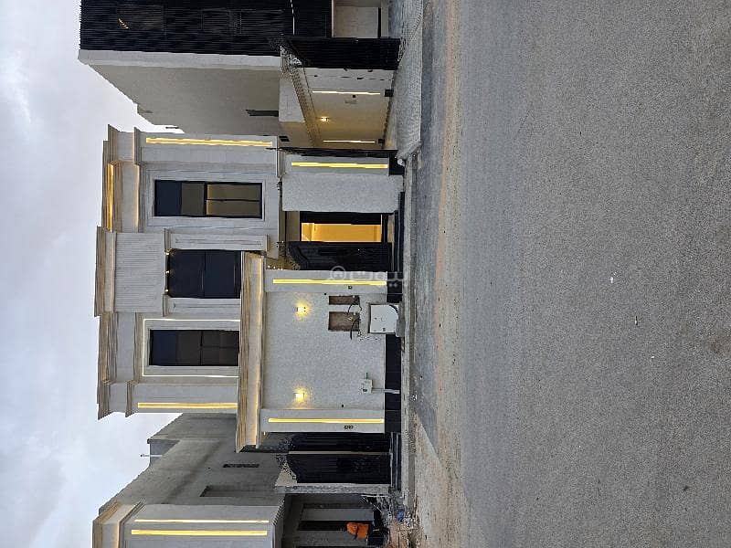 For sale: a villa with an internal staircase and two apartments, a prime location in Al-Qadisiyah neighborhood, Al-Imam Saud road. For sale: a villa with an internal staircase and two apartments, a prime location in Al-Qadisiyah neighborhood, Al-Imam Saud road.
