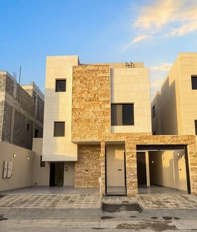 5 Bedroom Floor for Sale in East Riyadh, Riyadh - A special opportunity, حي غصون 5 Bedroom Floor for Sale in East Riyadh, Riyadh - A special opportunity, حي غصون