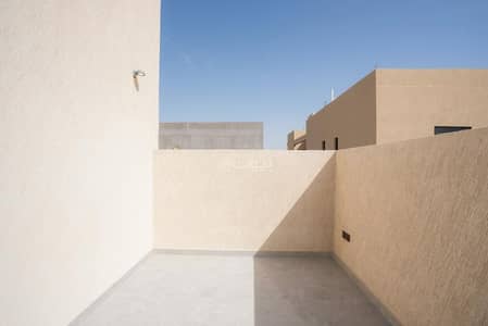 5 Bedroom Villa for Sale in North Jeddah, Jeddah - A luxurious and distinctive villa in Jeddah, Northern Obhur.