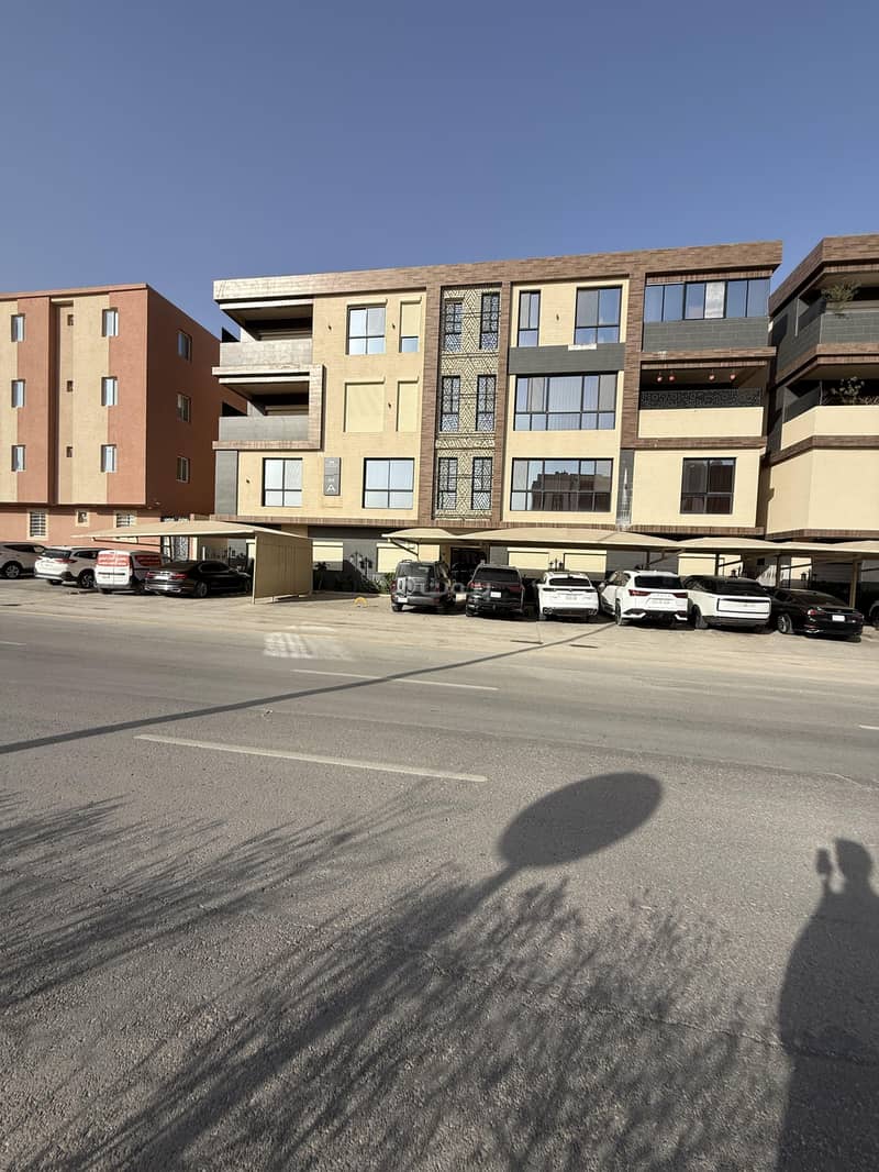 Apartment in North Riyadh,Al Qirawan 3 bedrooms 82000 SAR - 87974514 Apartment in North Riyadh,Al Qirawan 3 bedrooms 82000 SAR - 87974514