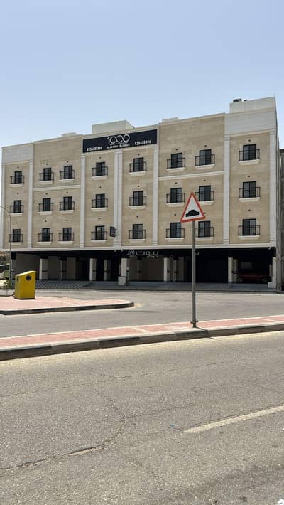 عمارة سكنية  للايجار في الثقبة، الخبر - عمارة سكنية في الثقبة شارع 4 ايجار شهري