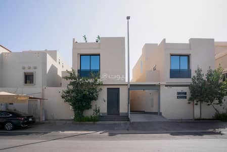 6 Bedroom Villa for Sale in North Jeddah, Jeddah - Villa for Sale in Obhur Al Shamaliyah, North Jeddah