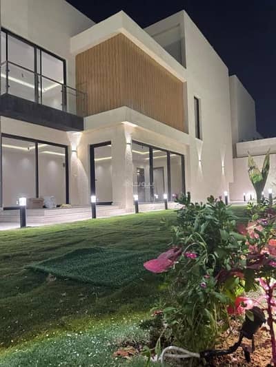 5 Bedroom Villa for Sale in East Riyadh, Riyadh - Villa for sale in Al Janadriyah, east Riyadh