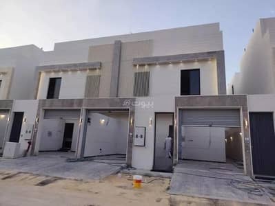 فیلا 5 غرف نوم للبيع في جنوب الرياض، الرياض - فيلا للبيع في شارع عبدالرحمن ابن مقبل, حي عكاظ, مدينة الرياض