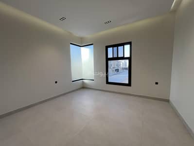 3 Bedroom Floor for Sale in East Riyadh, Riyadh - Penthouse for sale, Al-Rimal district