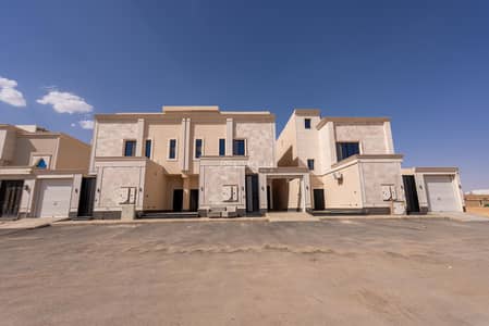 3 Bedroom Floor for Sale in South Riyadh, Riyadh - Floor for Sale in Uhud, South Riyadh