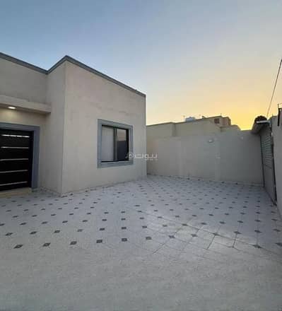 3 Bedroom Floor for Sale in Amal District, Al Bukayriyah - Floor for rent or sale in Amal District, Al Bukayriyah