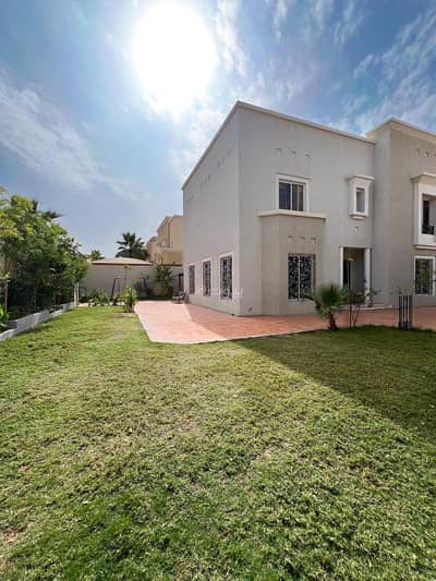 فیلا 6 غرف نوم للايجار في شرق الرياض، الرياض - Villa للإيجار في القُرْطُبَة، الرياض