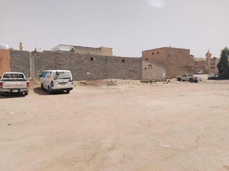 Land for rent on Mhsar bin Amr Street, Al-Ajeeba District, Buraydah city, Qassim Region Land for rent on Mhsar bin Amr Street, Al-Ajeeba District, Buraydah city, Qassim Region