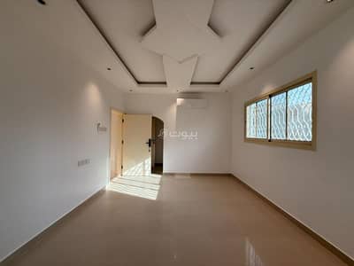 4 Bedroom Floor for Rent in North Riyadh, Riyadh - Spacious floor with 4 Bedroom in King Fahd - Satel